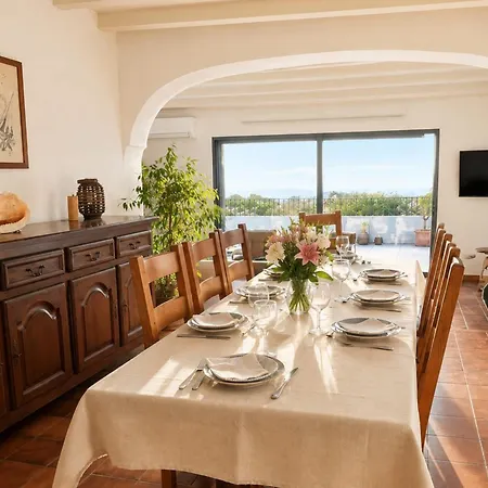 With Sea View And Swimming Pool In St-aygulf Fréjus