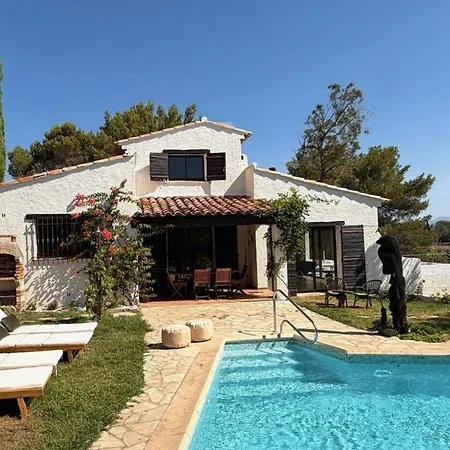 Ferienhaus With Sea View And Swimming Pool In St-aygulf